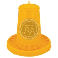 Karmnik dla drobiu 15 Novital 15 kg / 20L