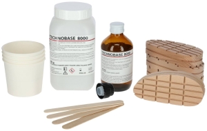 Zestaw do leczenia racic Technobase 8000, zestaw 4 szt., Kerbl