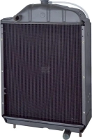 Chłodnica wody 4 rzędowa miedziana do Ursus C-385 / 6-cyl z Turbo